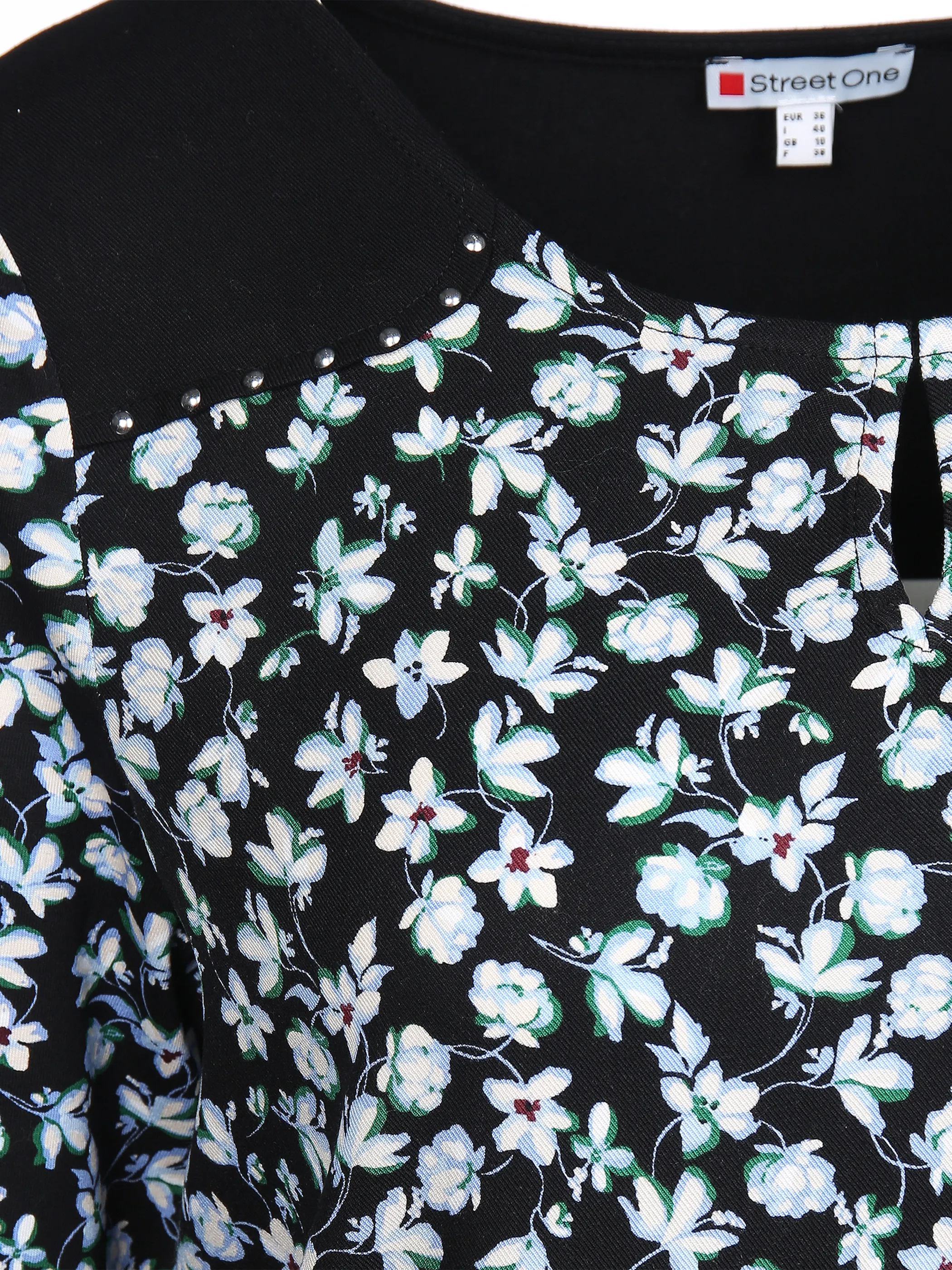 Damen Shirt mit Blumenprint und Nieten