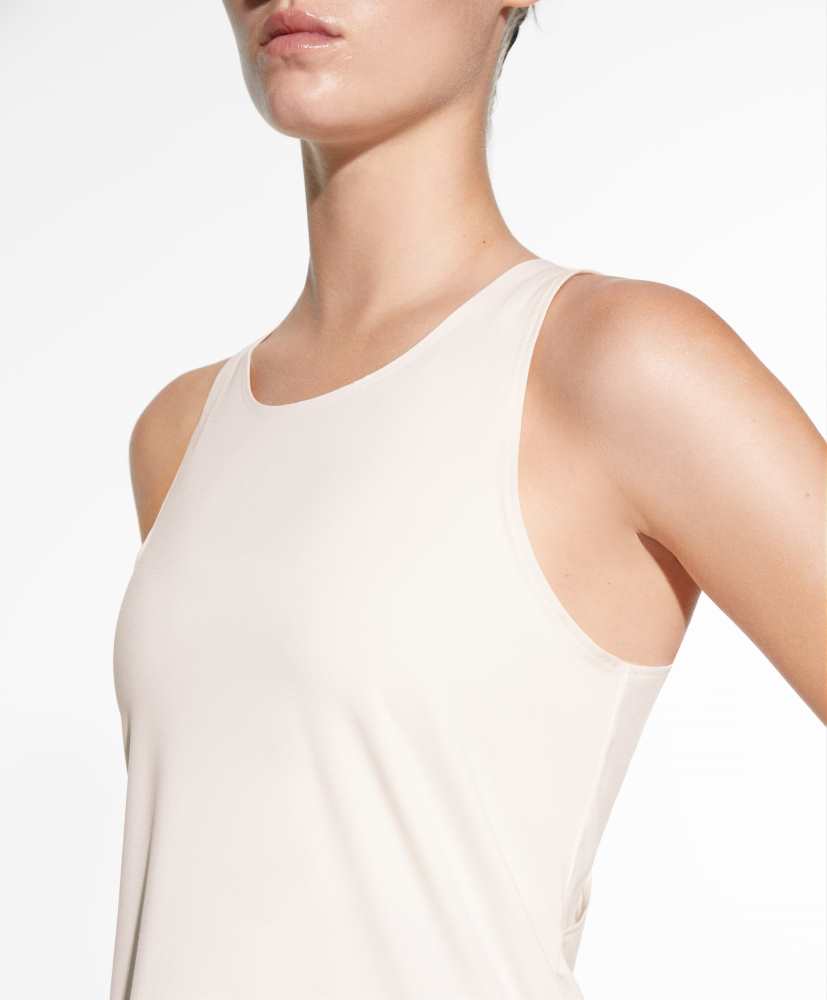 Camiseta Comfortlux com costas cruzadas