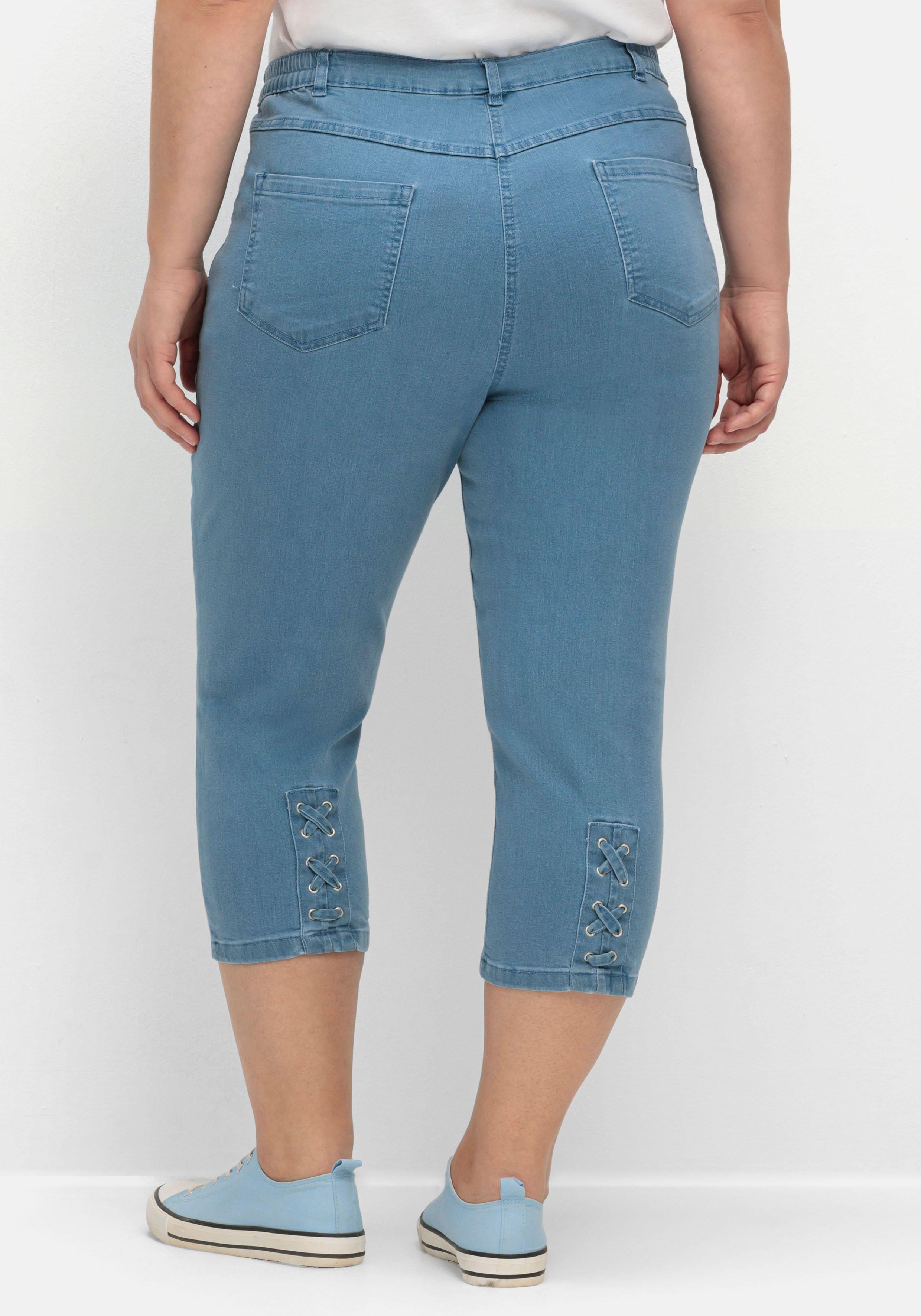 3/4-Jeans mit Zierschnürung hinten am Saum