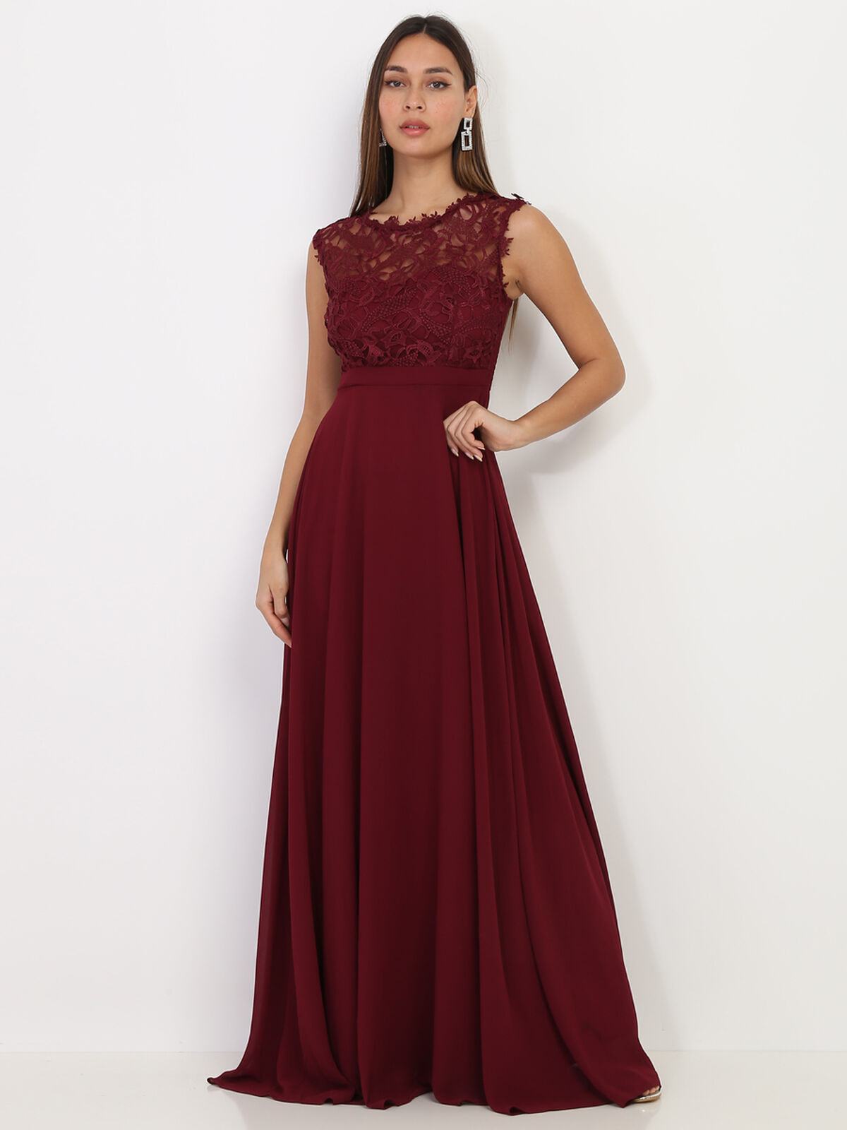 Robe longue à dentelle- Bordeaux