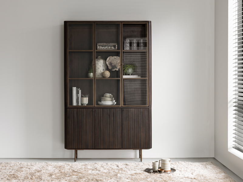 DTP Home   Maroon Vitrinekast