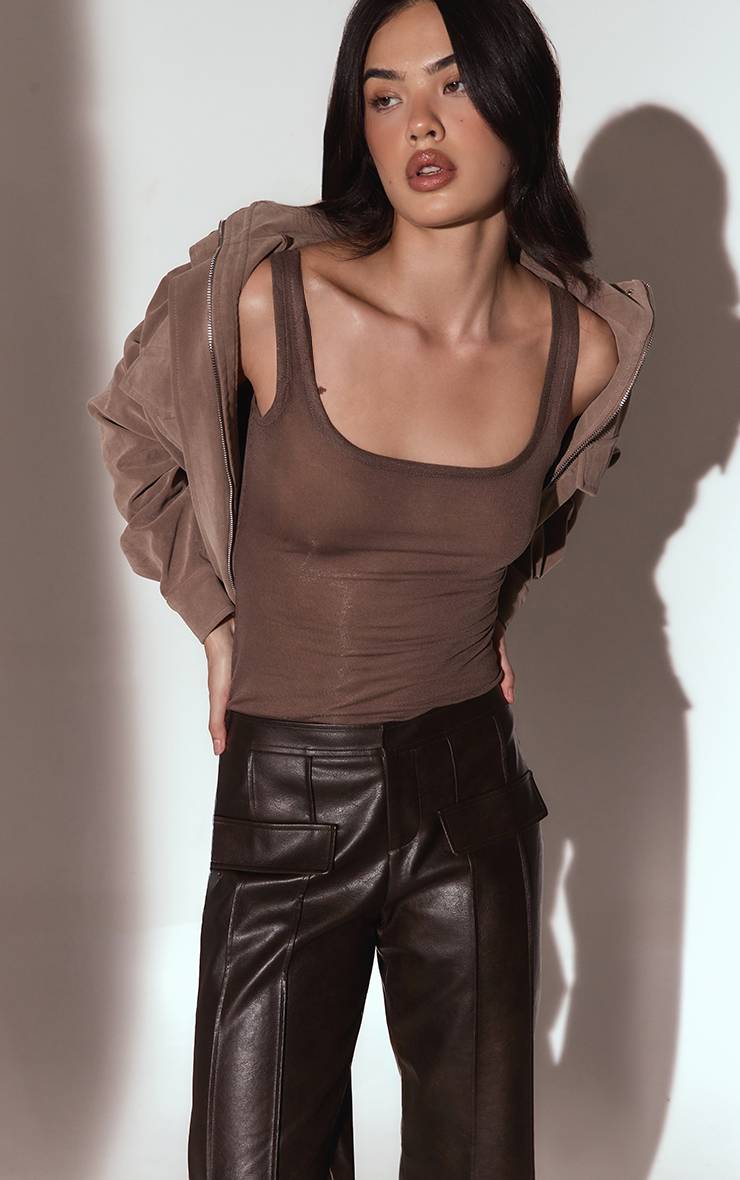 Dark Chocolate Pantalon Droit En Synthétiquecuir Avec Détails De Coutures
