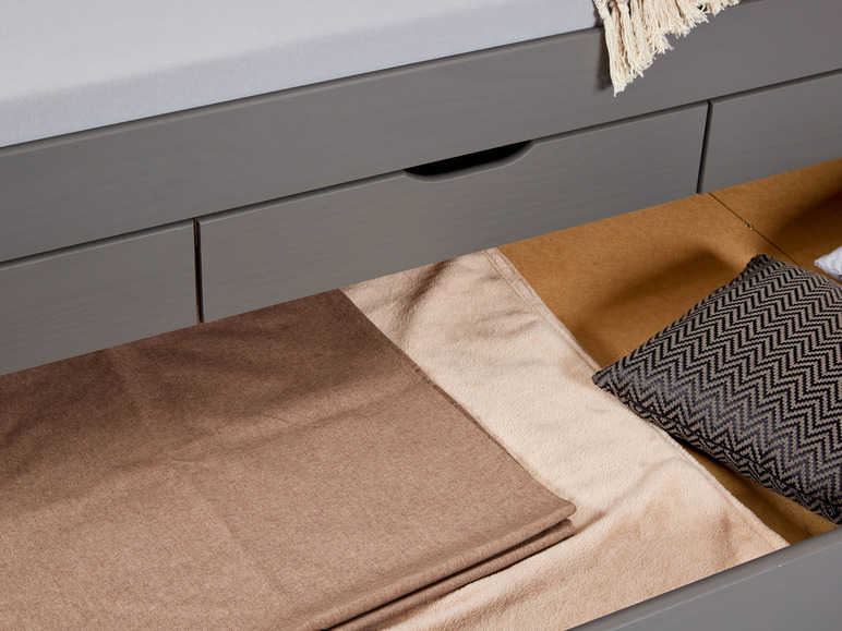 Bed Marinella, Lena of Ulli