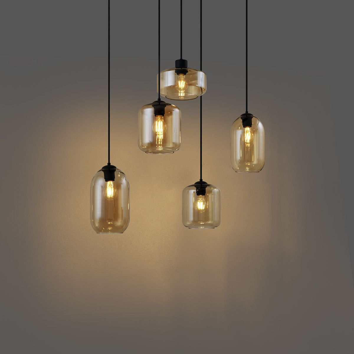 Moderne hanglamp zwart met amber glas 5-lichts - Sheena
