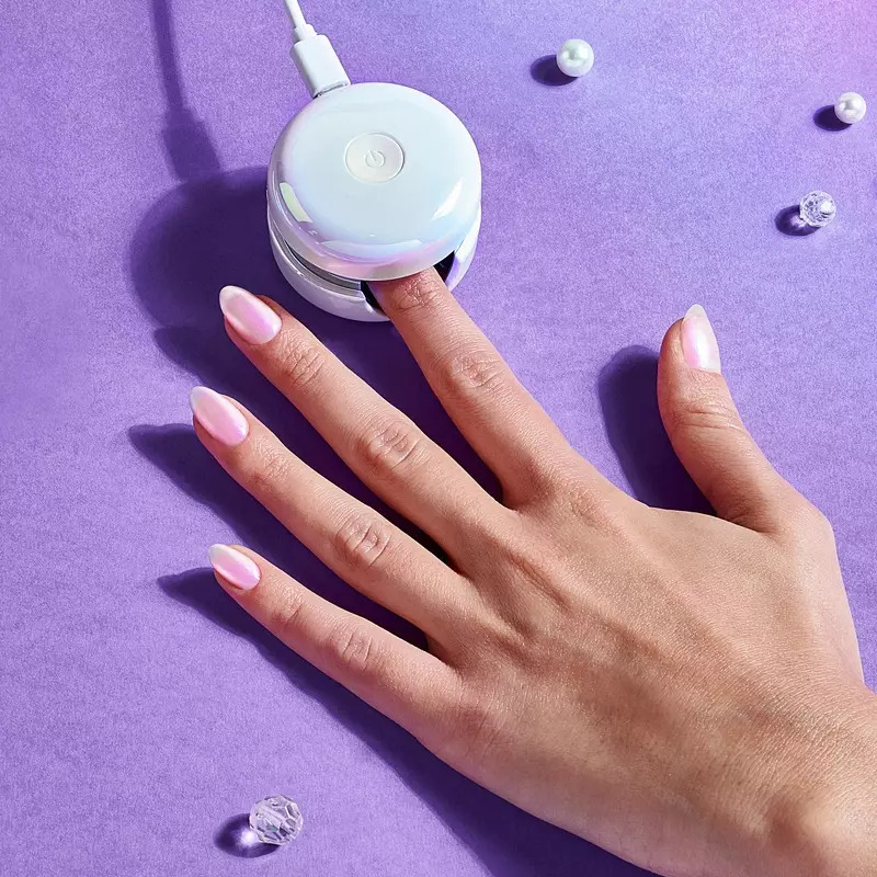 Le Mini Macaron Gel Manicure Kit - Pearlescence
