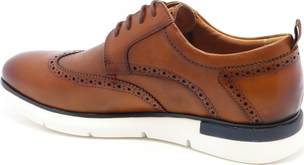 76816 Le Moderniste
