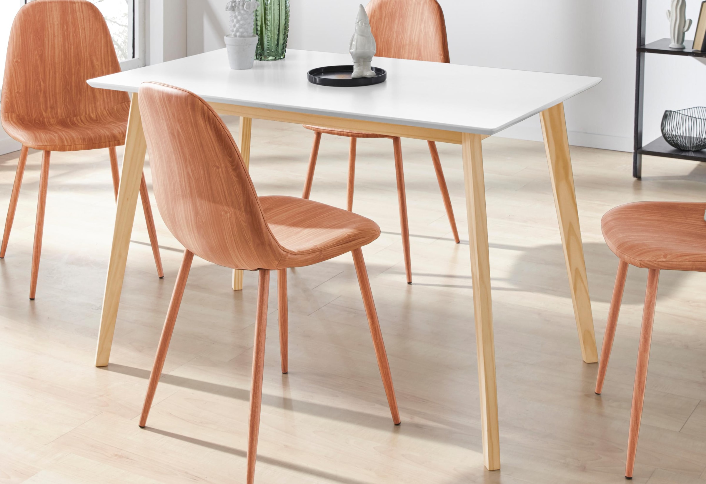 INOSIGN Esstisch »Cody« mit Beinen aus Massivholz eckige MDF-Tischplatte, in 2 Farbvarianten