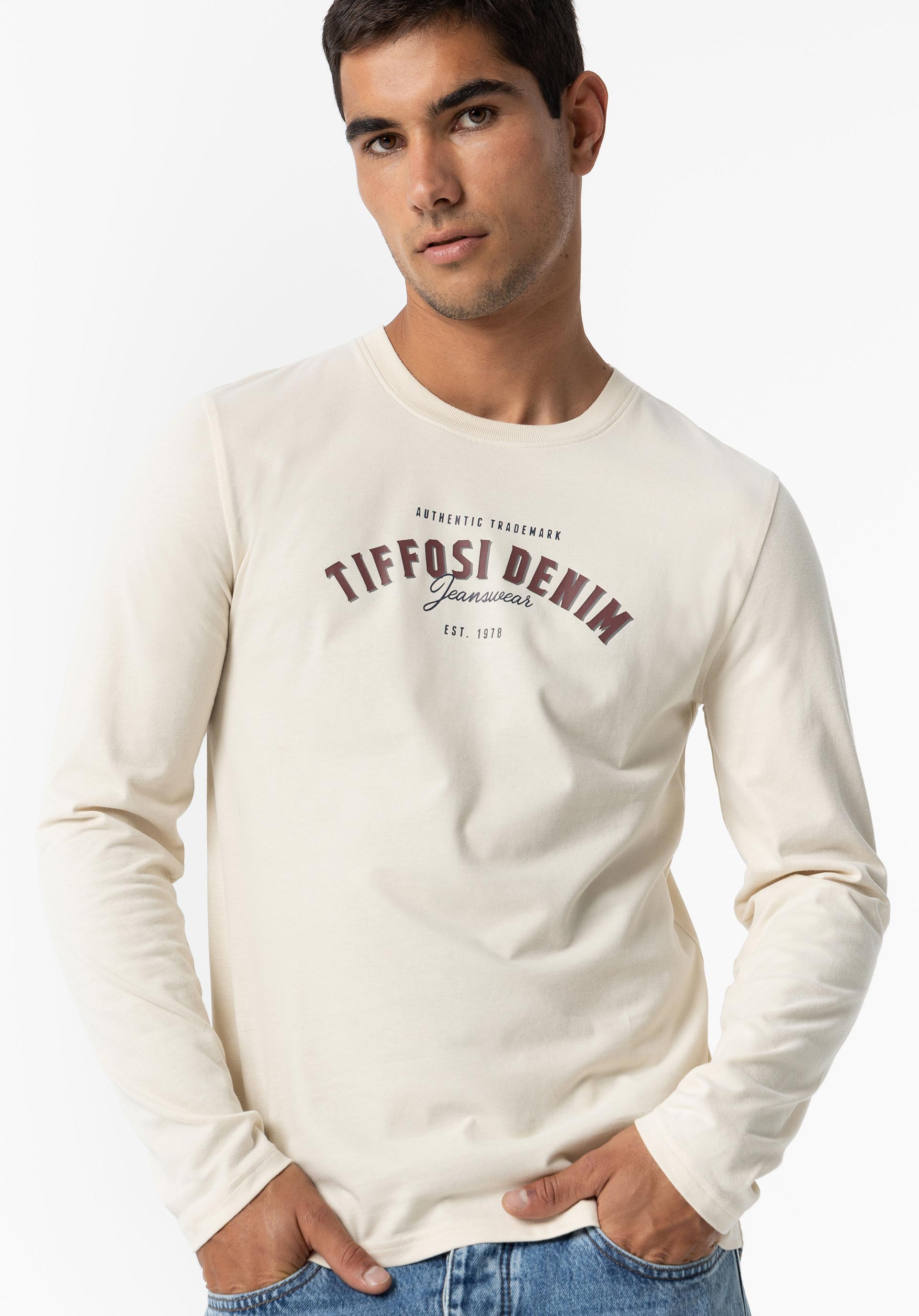 T-shirt com Estampado Frontal
