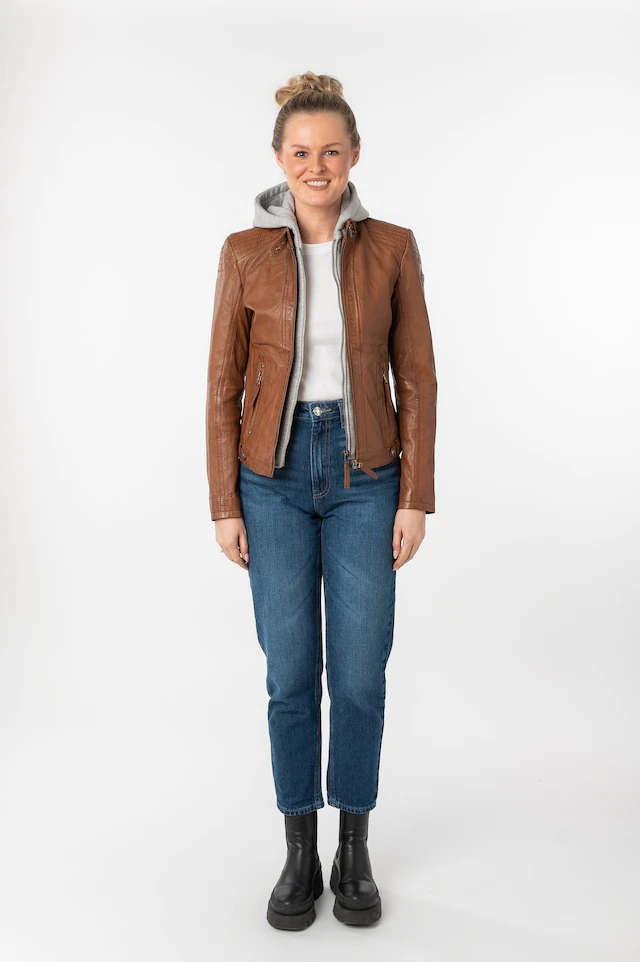 Mauritius Lederjacke »Junja« mit Kapuze mit abnehmbarem Kapuzen-Einsatz und aufwendigen Biker-Details