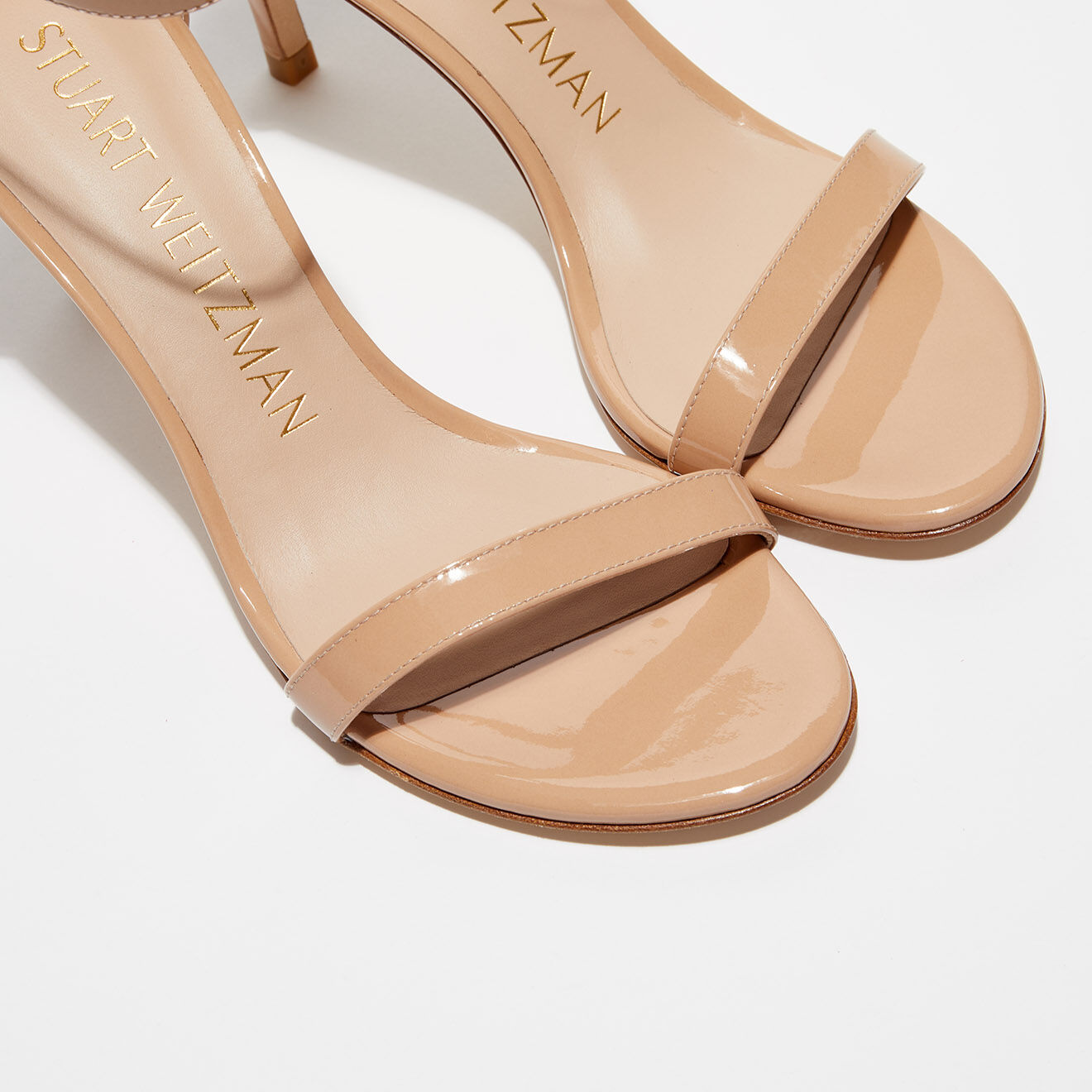 Stuart Weitzman Sandales en Cuir verni Nunakedstraight nude - Talon 8 cm
