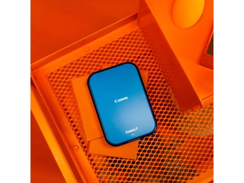 Canon Zoemini 2 - printer - farve - zink - 50,8 x 76,2 mm - 313 x 500 dpi - op til 0,83 min/side (sort/hvid)/op til 0,83 min/side (farve) - kapacitet: 10 ark - Bluetooth 5.0 - hvid, marineblå (5452C005)