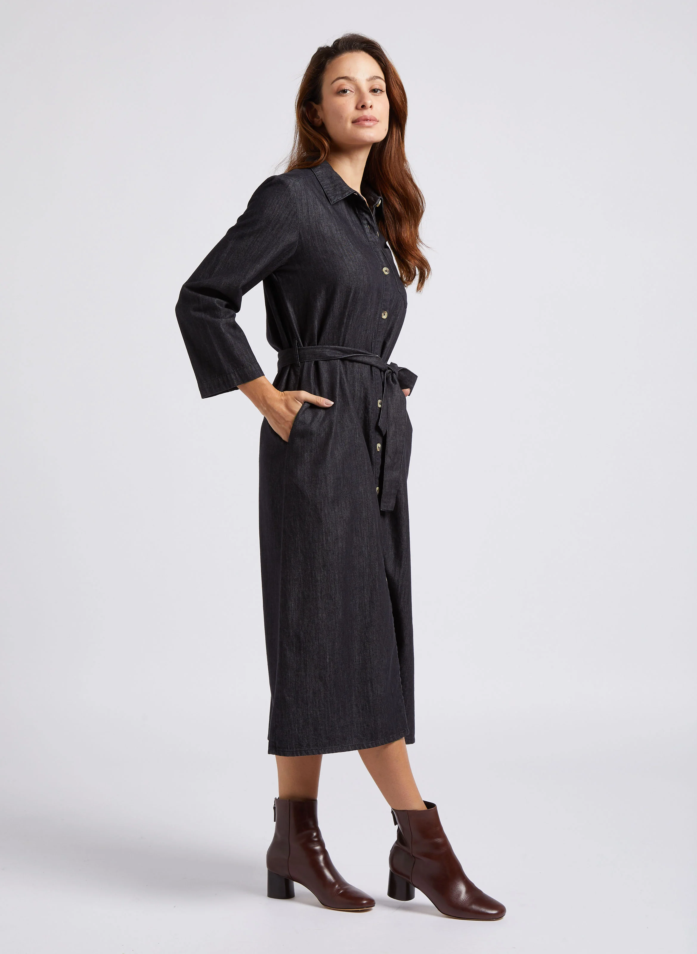 Robe chemise droite col classique en coton mélangé | Noir