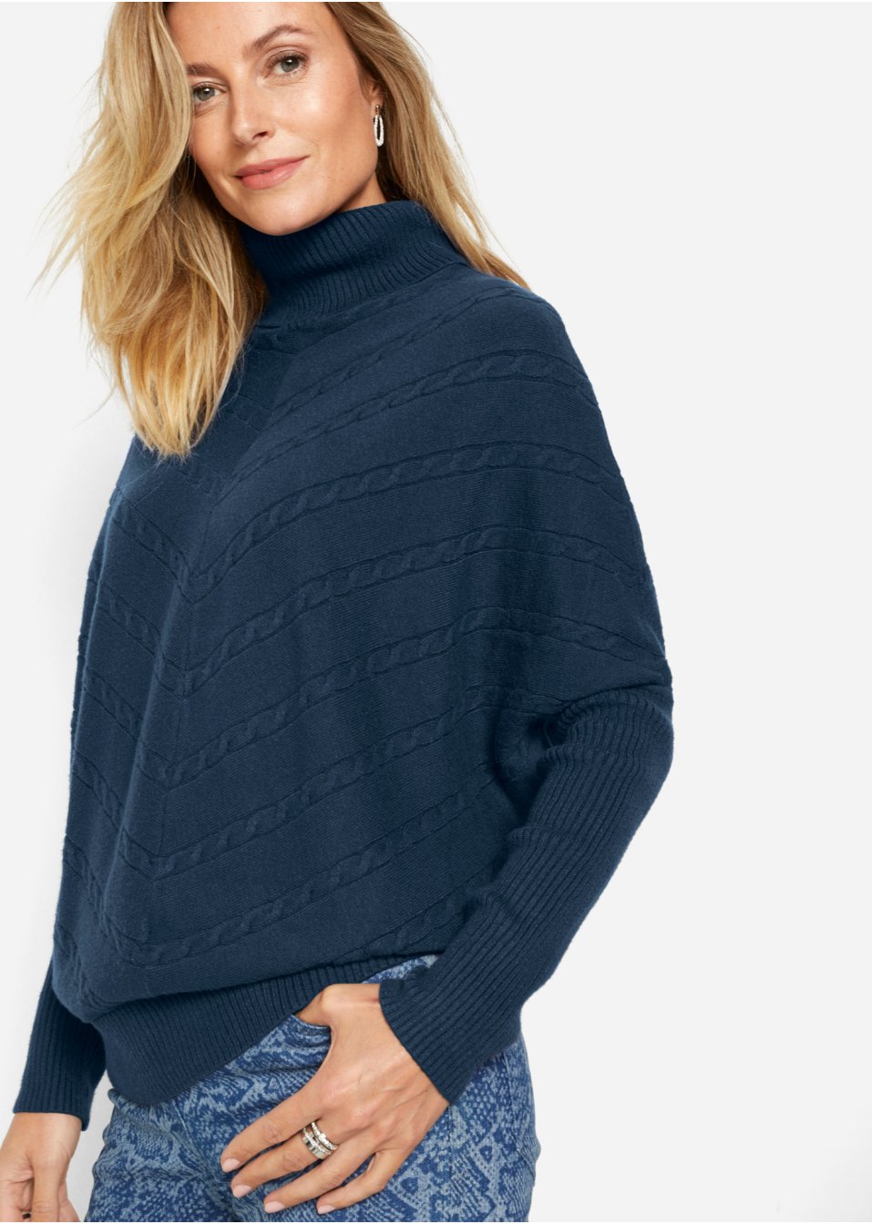 Pull col roulé
