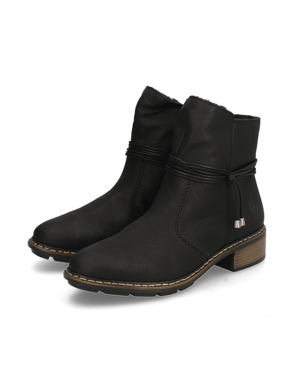 Stiefelette