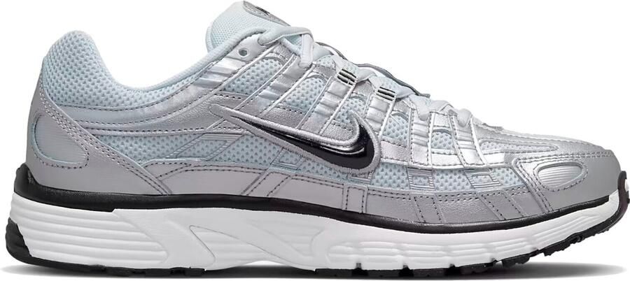 Nike P-6000 White Metallic Silver Pure Platinum Black- Dames White Metallic Silver Pure Platinum Black