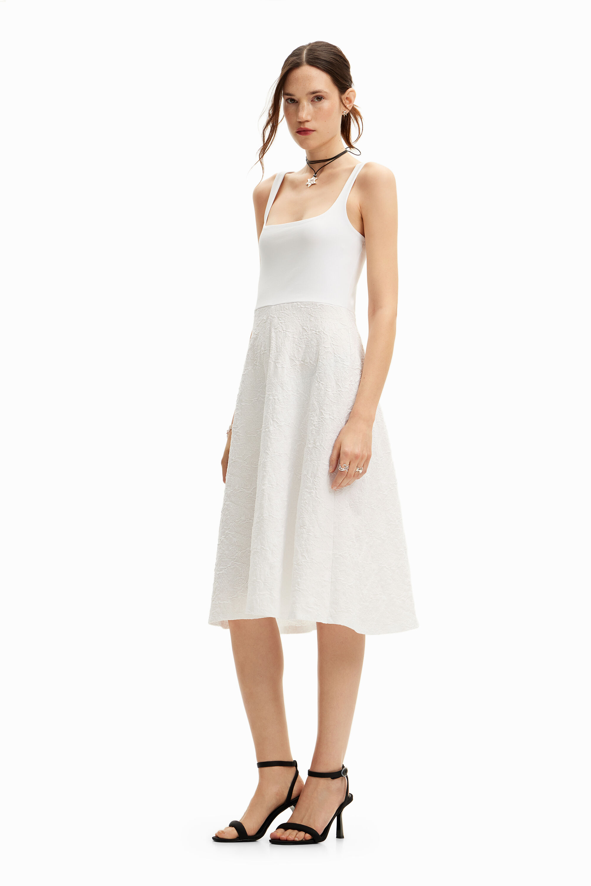 Vestido midi evasé