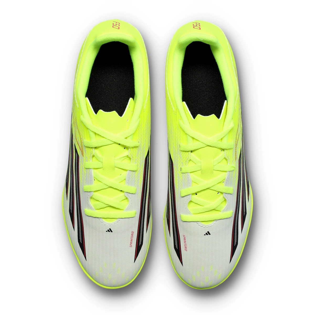 Chuteira adidas F50 Club Turf