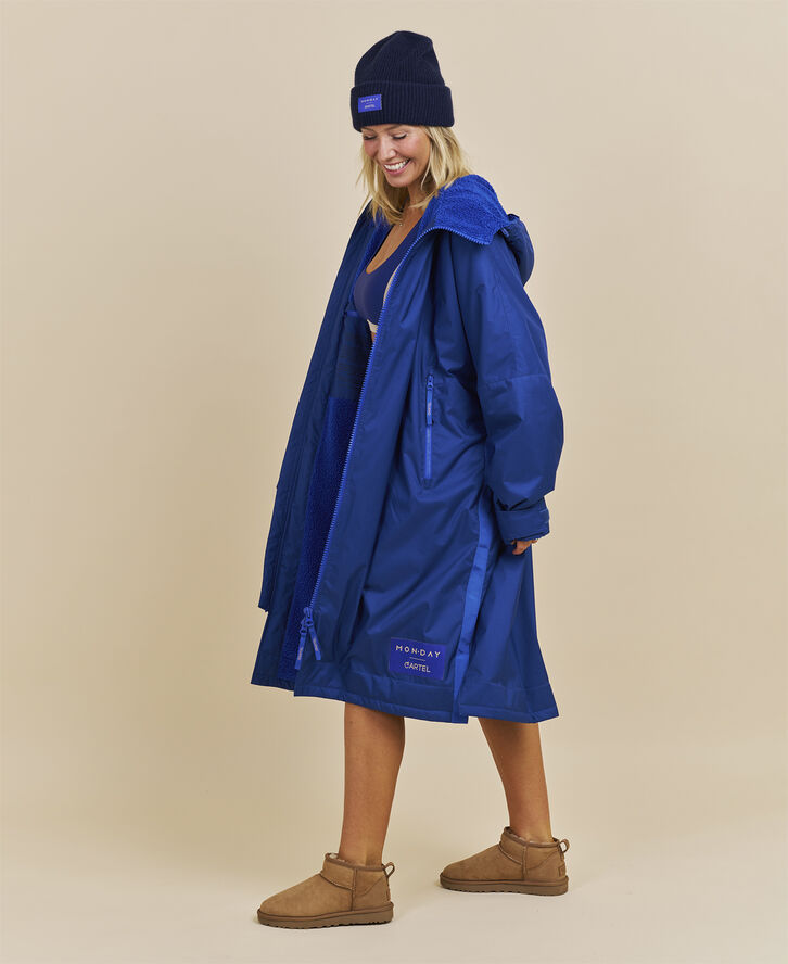 Cartel Copenhagen Cartel x Monday Bliss Winterswim Changing Robe - Navy Mørkeblå