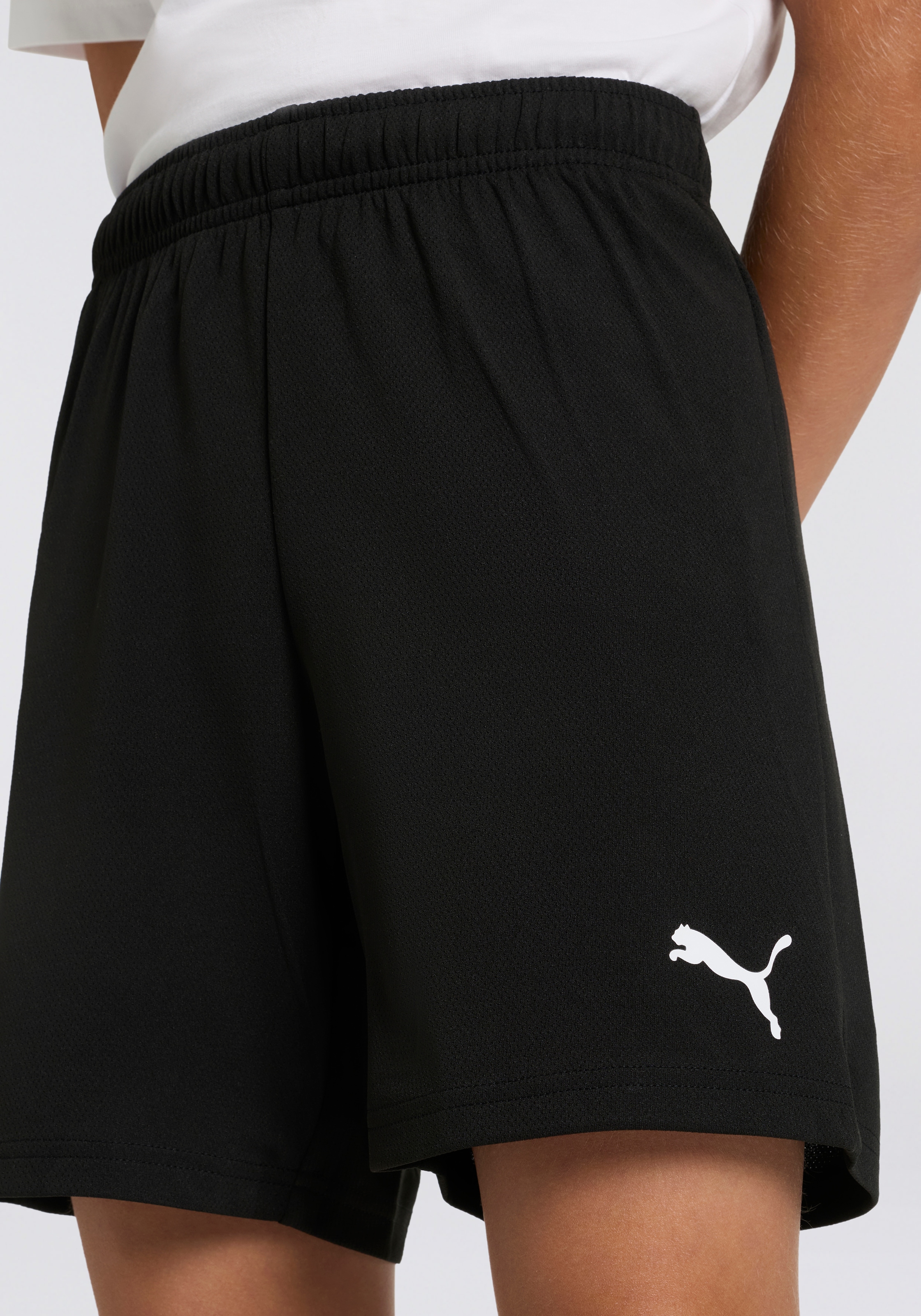 PUMA Trainingsshorts »TEAMRISE SHORT JR«  aus Netzmaterial, mit DryCELL Technologie, kniefreier Schnitt