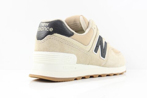 New Balance Sneaker