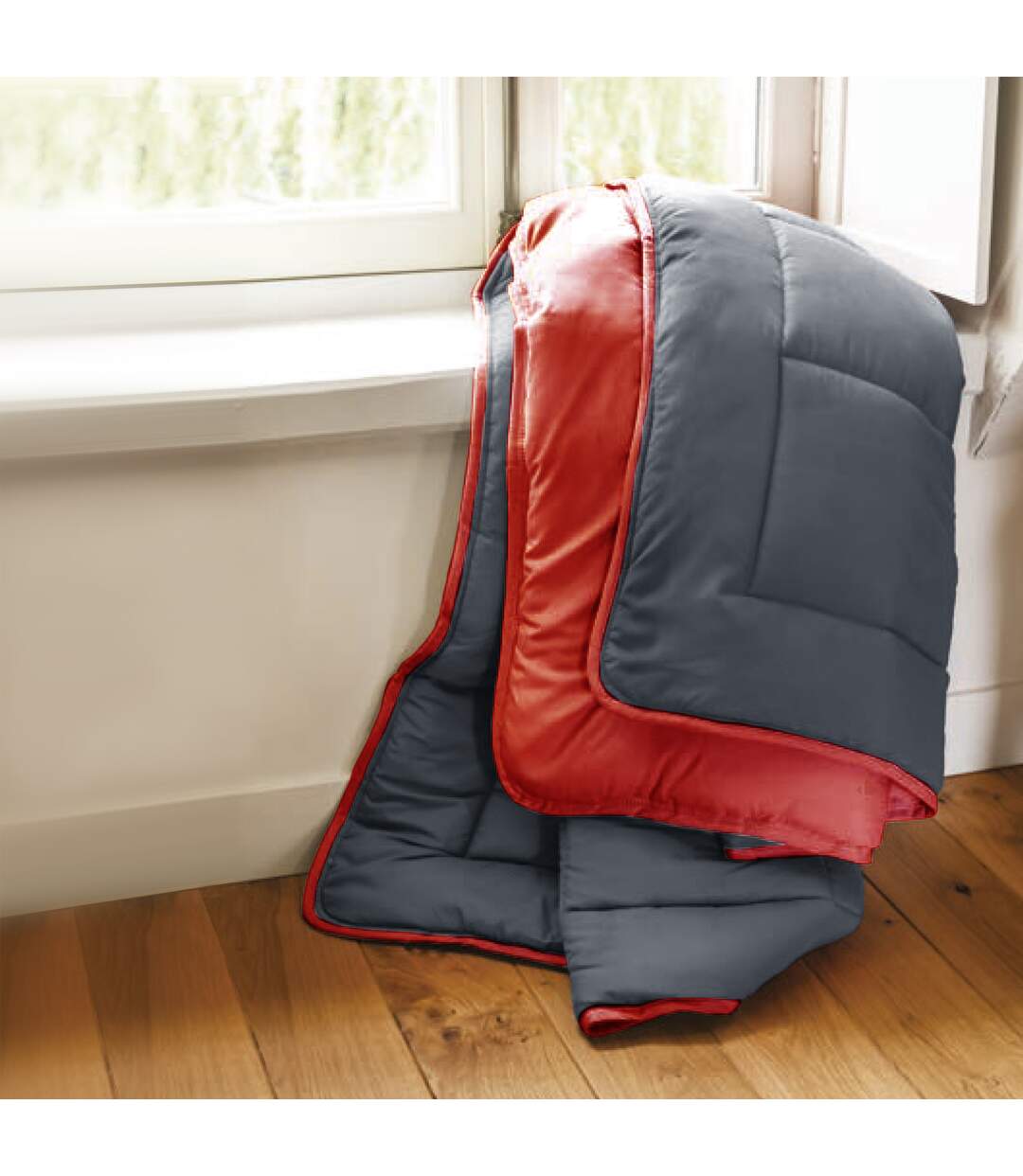 Couette hiver 140x200 cm COCOON BICOLORE Gris/Rouge garnissage fibre polyester 400g/m2