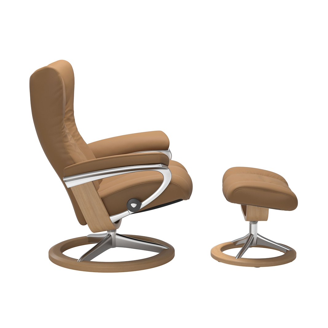 Wing (M) Signature lenestol med krakk Hud Paloma Spesial Taupe og Signature understell i eikbeiset og alu
