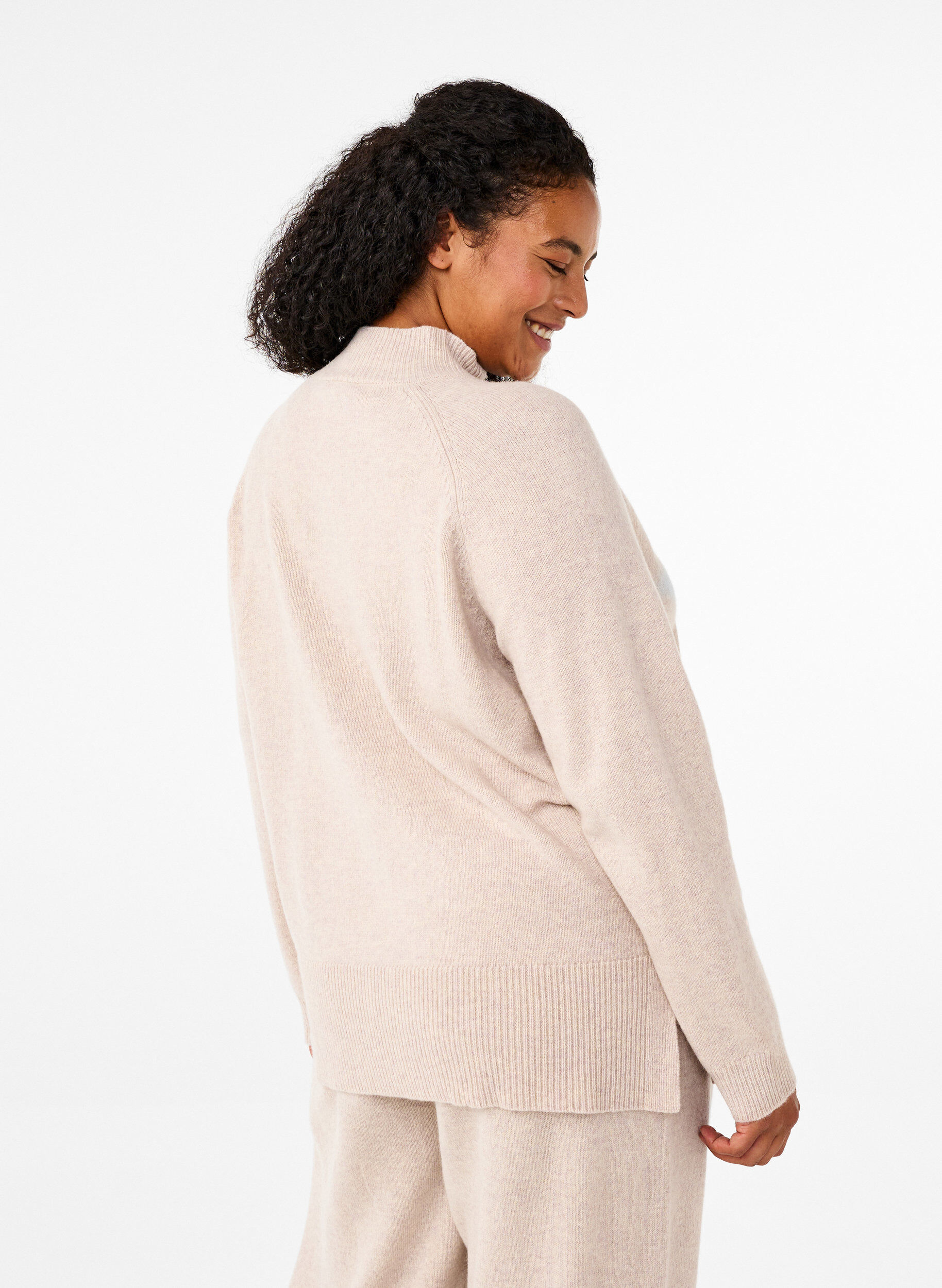 Strikbluse i merinould med turtleneck