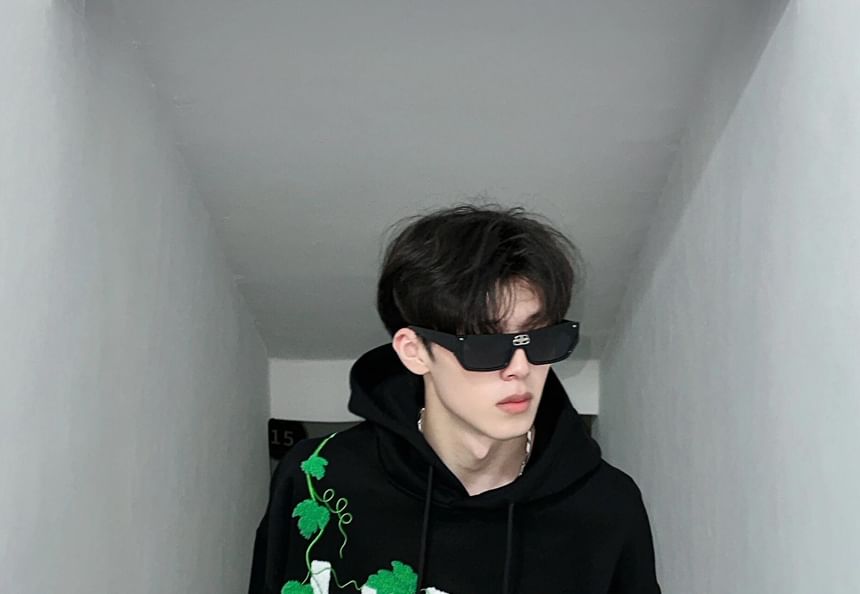 ROOSE - Hoodie met tennisbal en druivenmotief