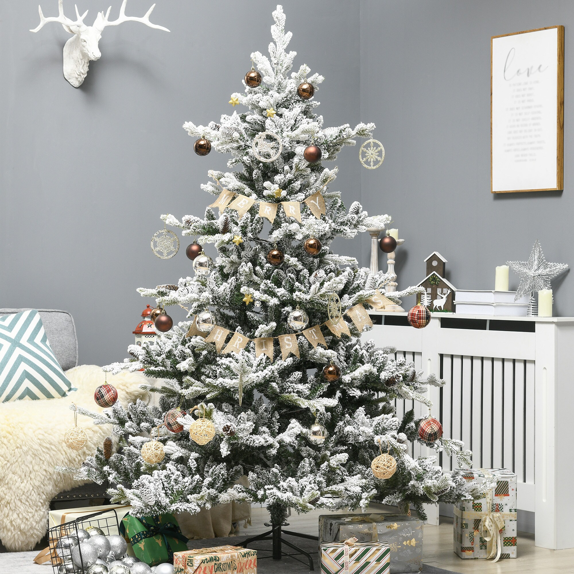 HOMCOM Künstlicher Weihnachtsbaum mit Kunstschnee und 1471 Zweigen bunt ?153 x H180 cm