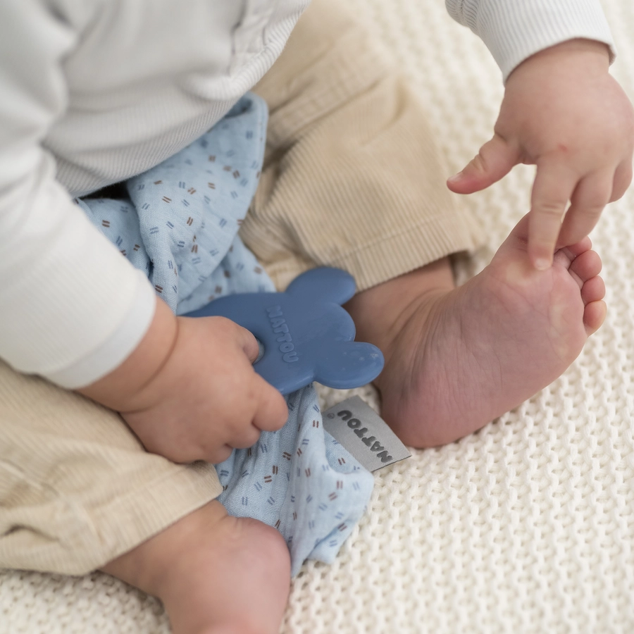 Nattou Beißring + Kuscheltuch blau