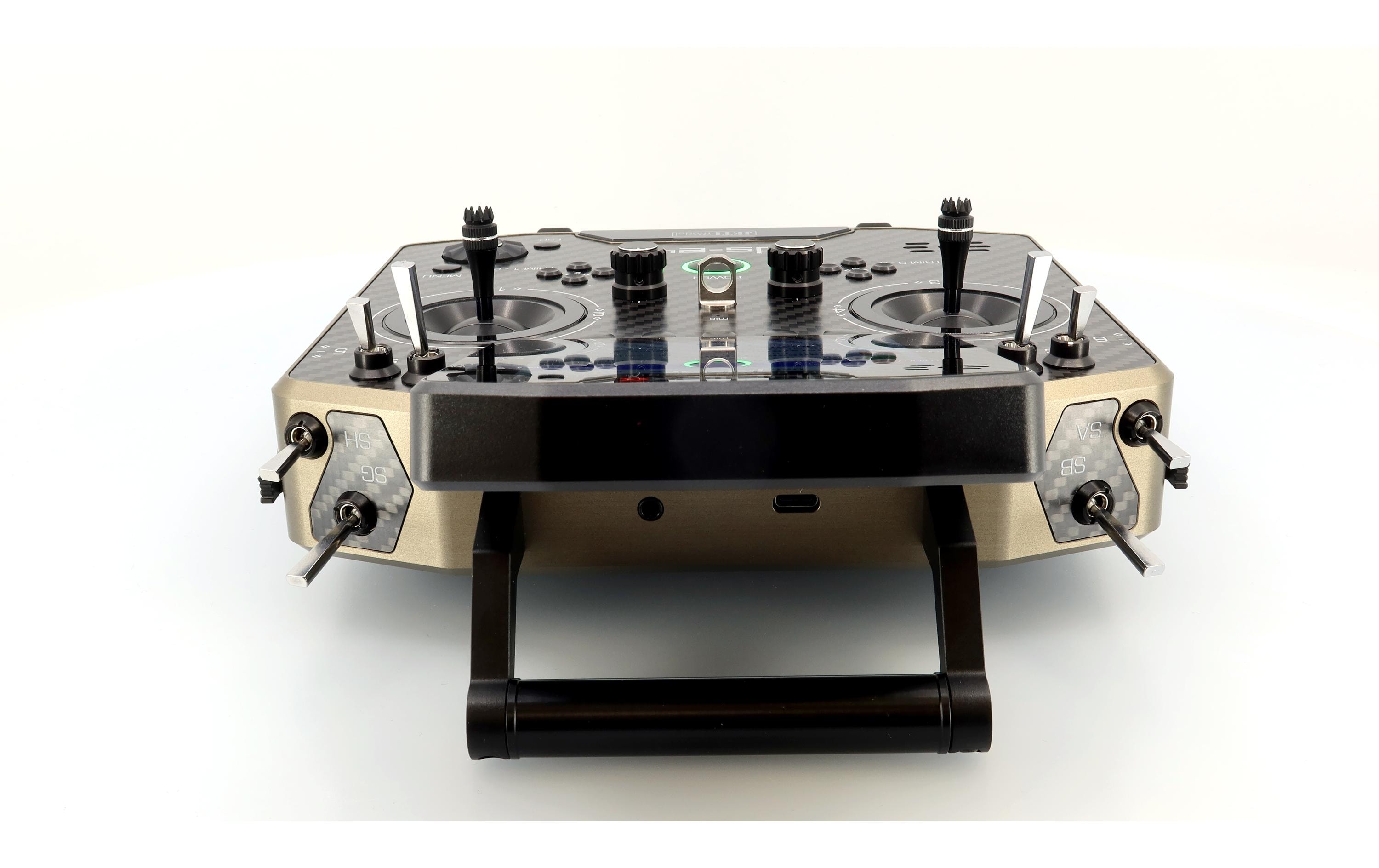 Fernsteuerung DS-24II Carbon Line Bronze 24 Kanal, Duplex EX<br>Professioneller 24-Kanal-Sender mit Geber auf Rückseite und Carbon-Frontplatte