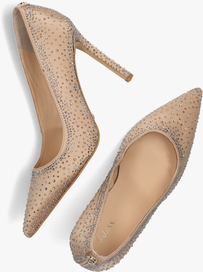 GUESS beige guess pumps silks
