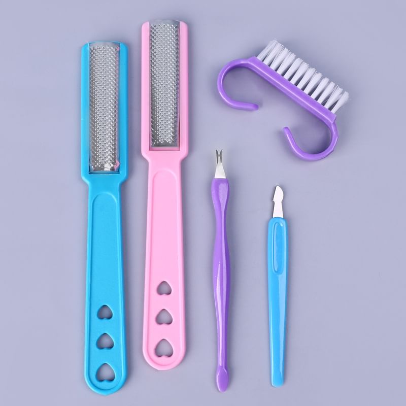 magrinta - Set van 4: Voetvijl + Reinigingsborstel + Nagelriemduwer + Nagelriemtrimmer
