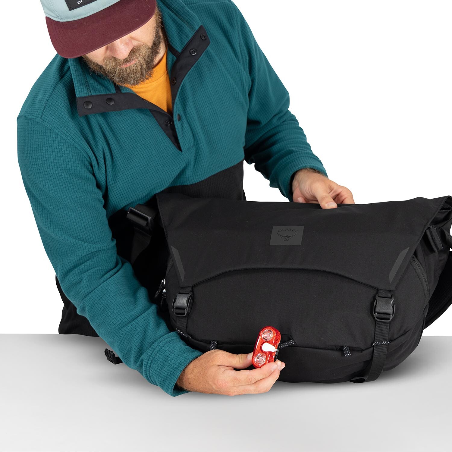 Osprey Metron Messenger 18