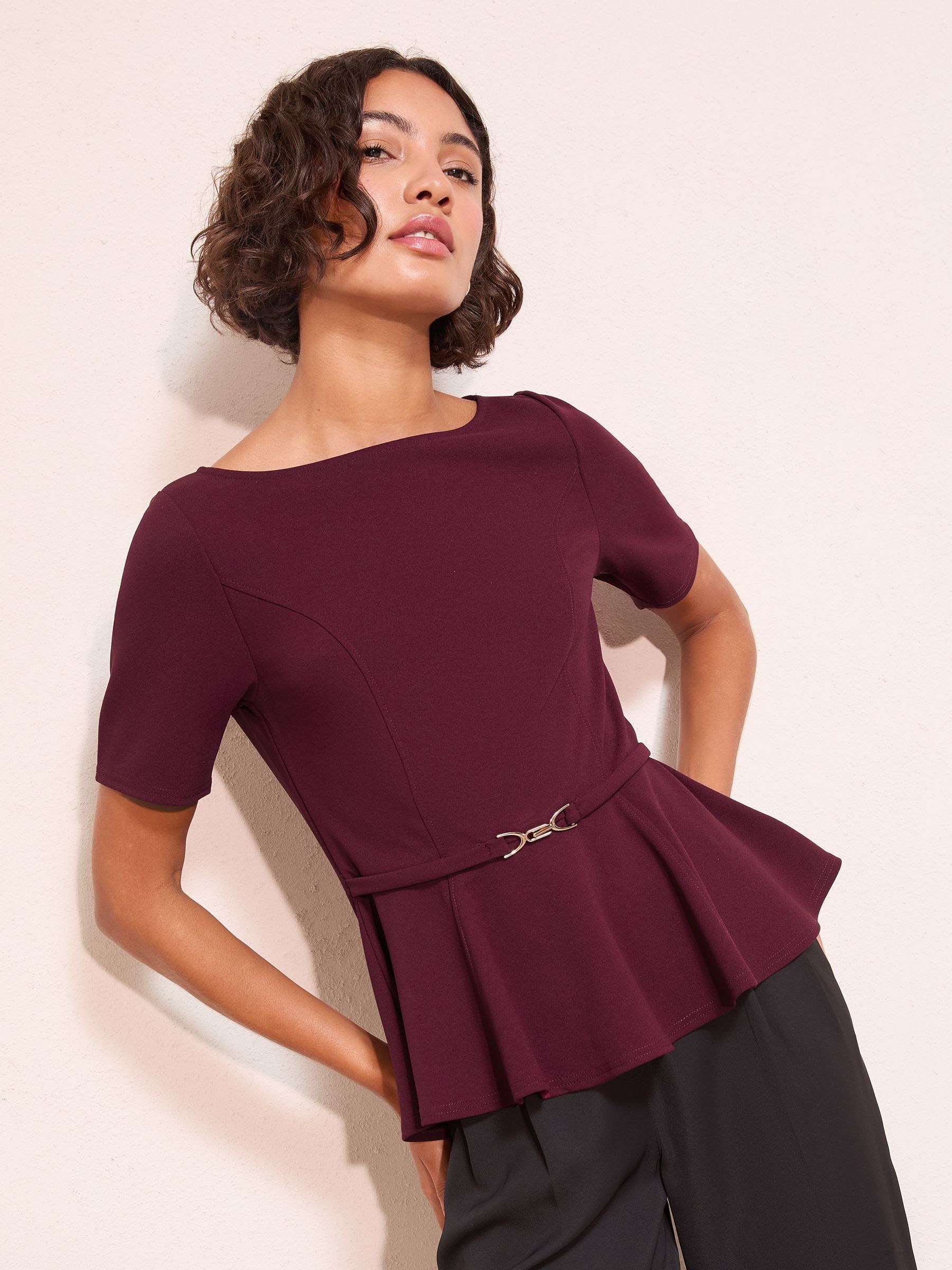 Rood - Friends Like These Snaffle Detail Peplum Top