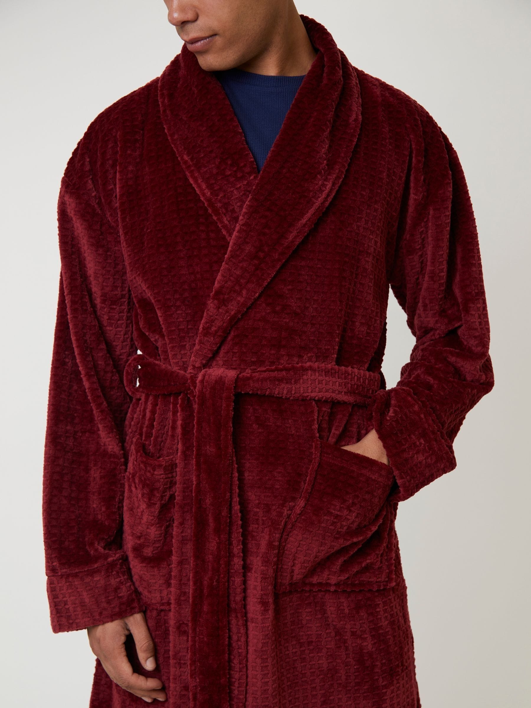 Rood - Loungeable wafelstof fleece kamerjas met sjaalkraag