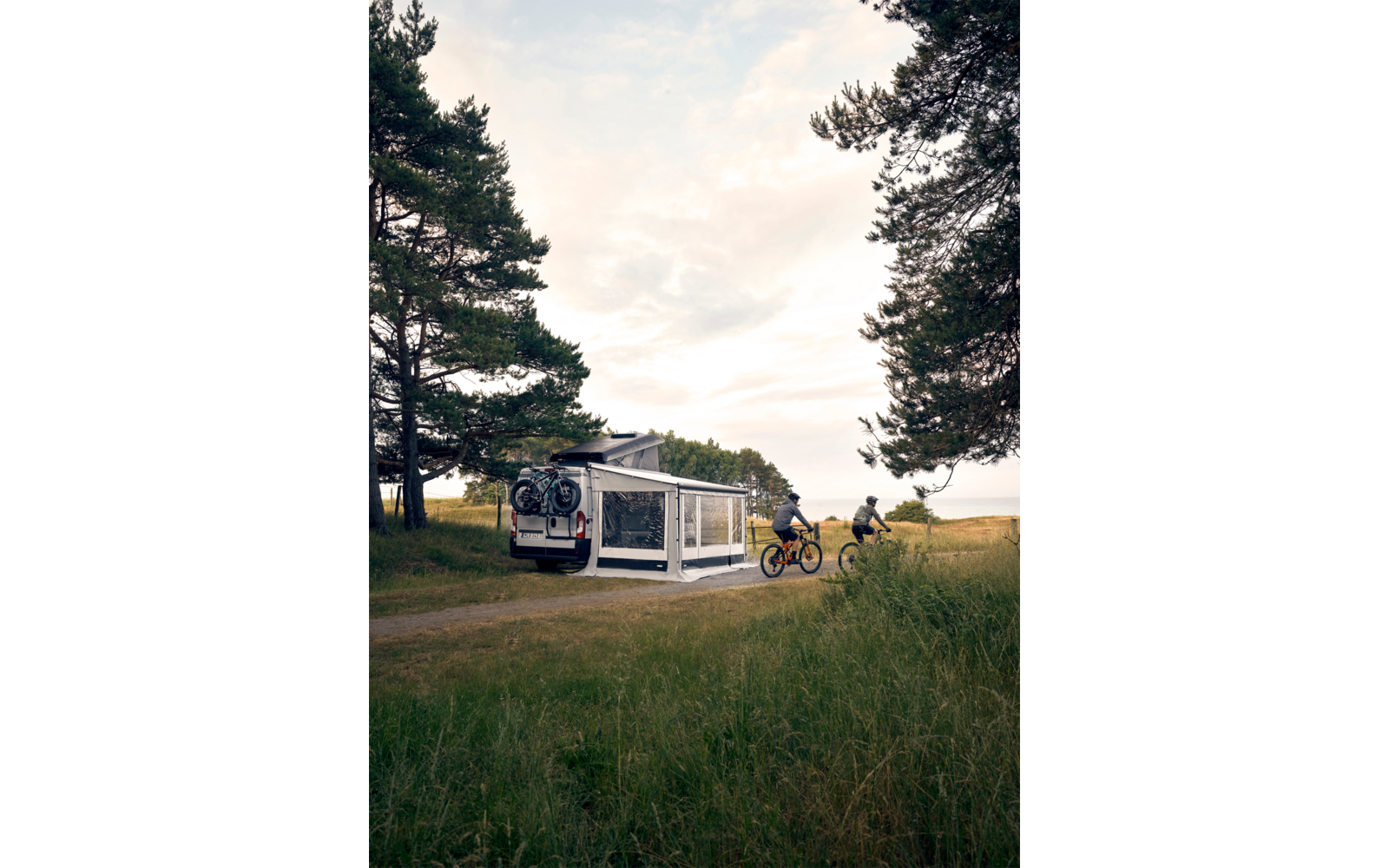 Thule Markisenvorderwand Residence G3 für Ducato H2 / Transit H3