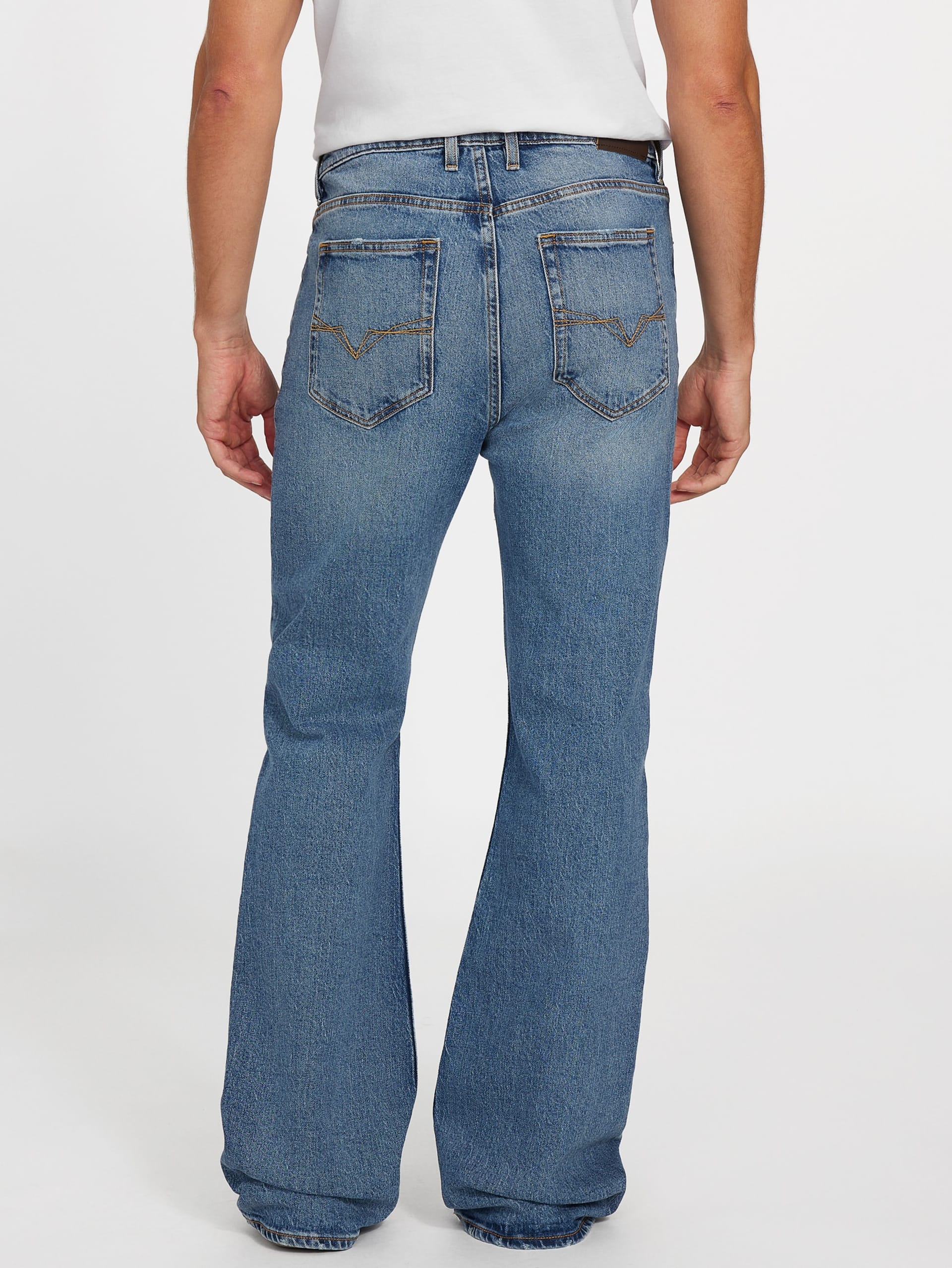 Calça jeans bootcut ecológica