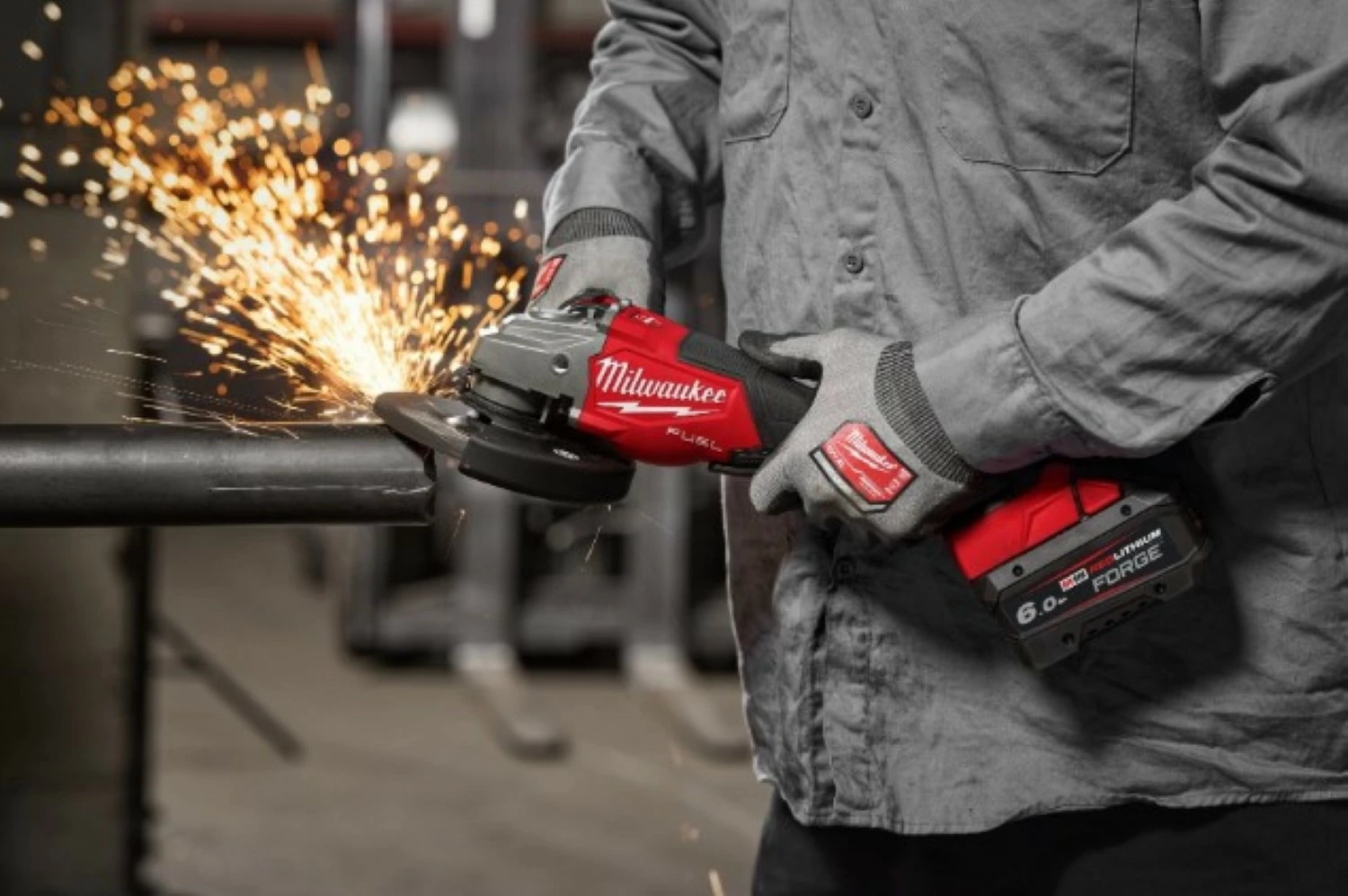 Milwaukee M18 FHSAG150XPDB2-0X 18V Li-ion accu haakse slijper in HD Box - 150mm - Peddelschakelaar