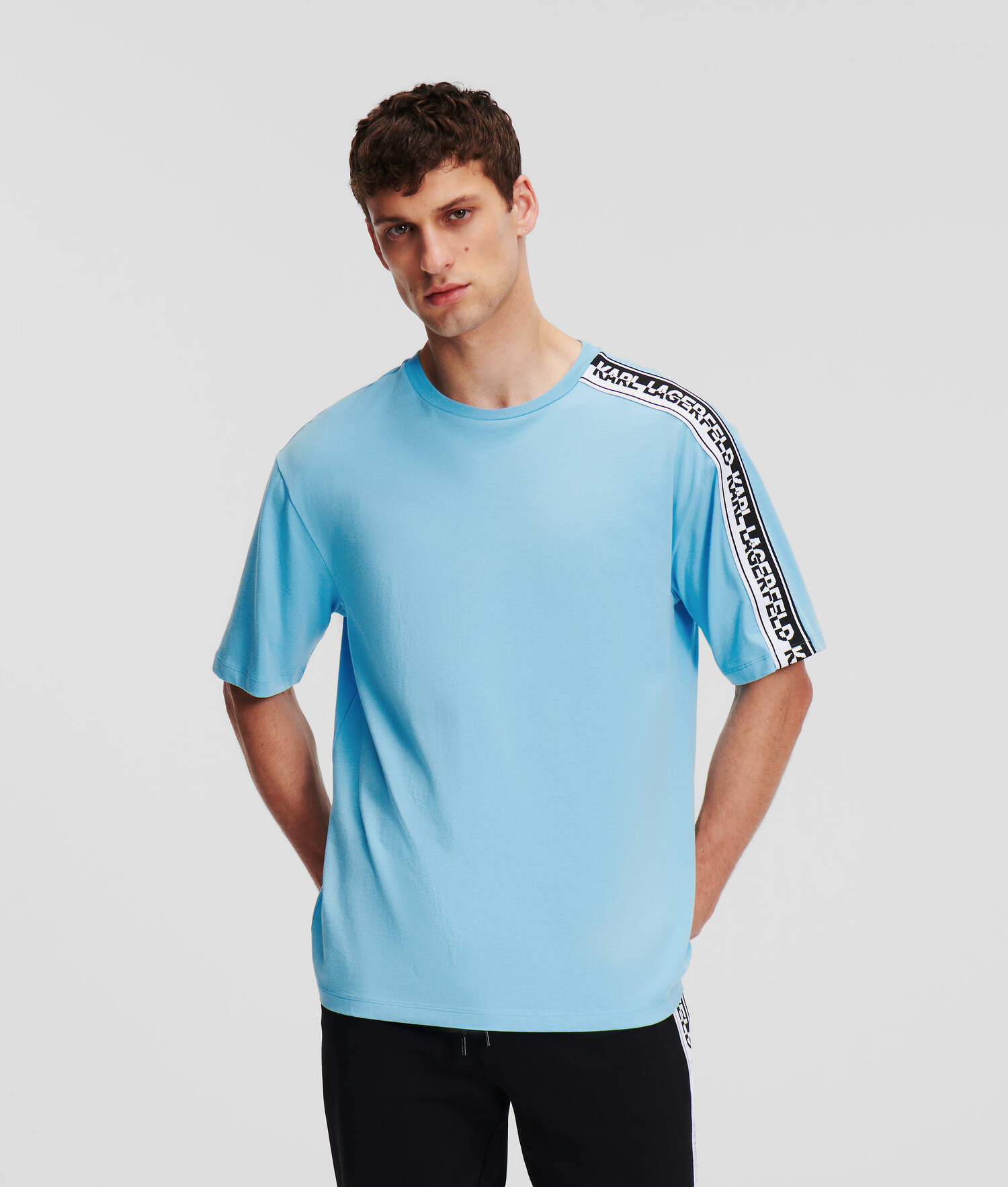 T-SHIRT AVEC GALON À LOGO KARL