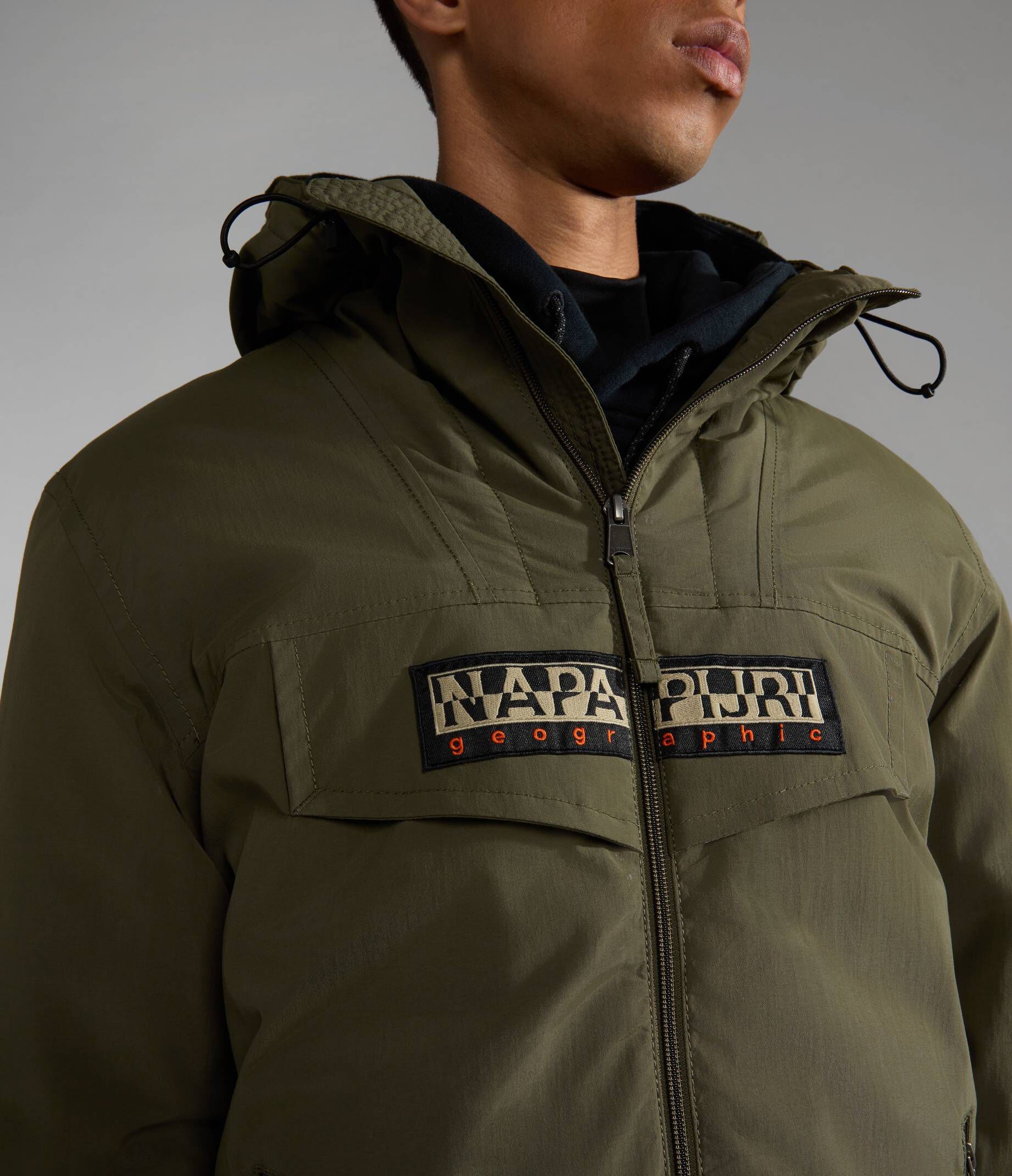 NAPAPIJRI| Herren Winterjacke mit Kapuze RAINFOREST OPEN WINTER