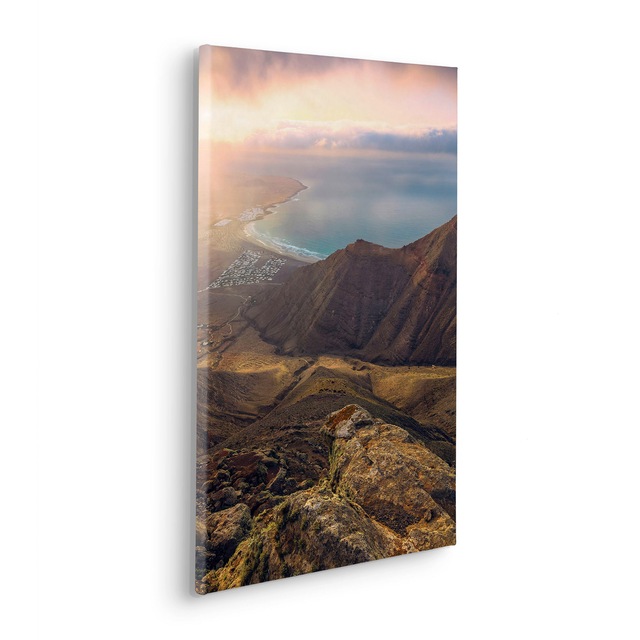 Komar Leinwandbild »Cliffs of Famara - Grösse 40 x 60 cm« Baum | Berge | Blumen | Blätter | Foto | Jahreszeiten | Landschaft | Meer | Natur | Palmen | Strand Packung, 1 Stk. tlg. Keilrahmenbild mi Echtholzrahmen