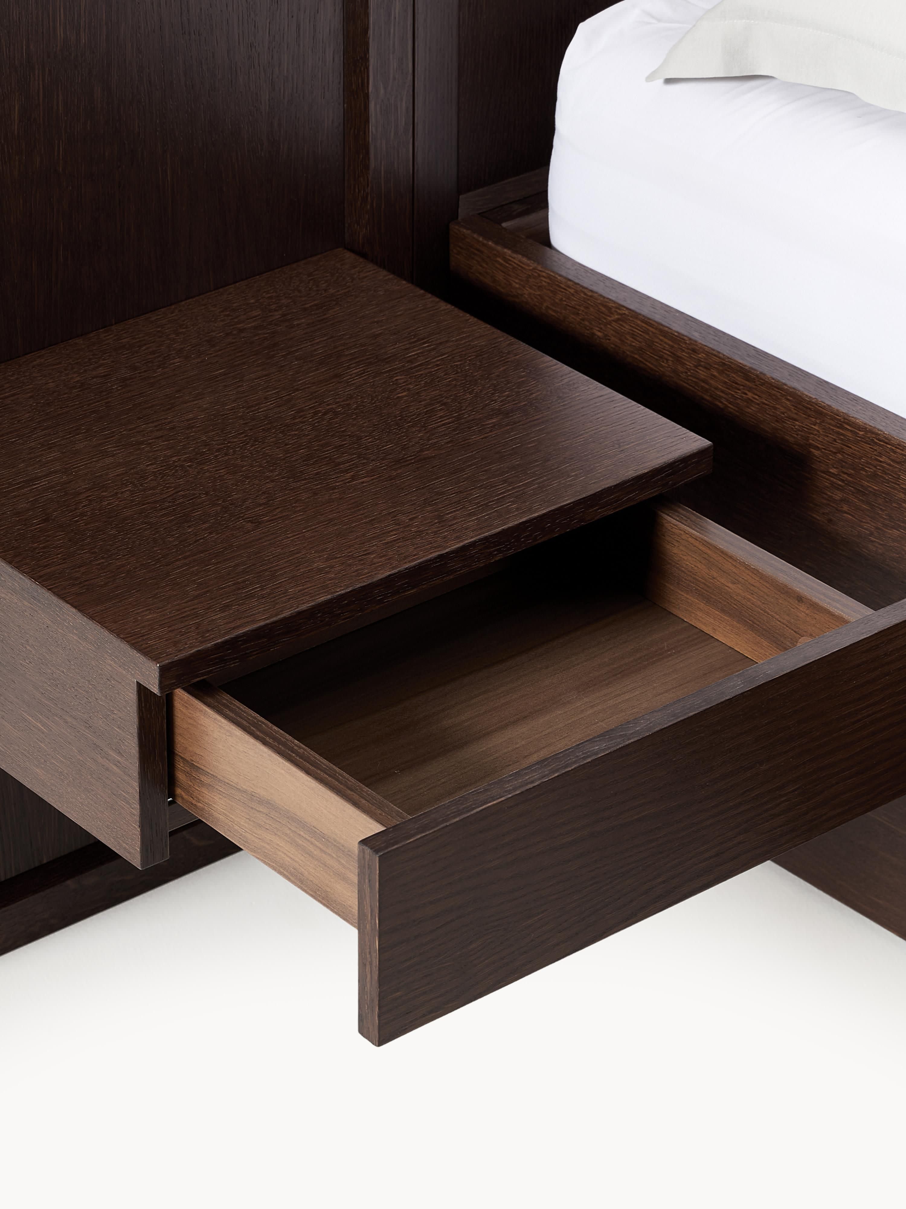 Houten bed Nanto met lades en hoofdeinde