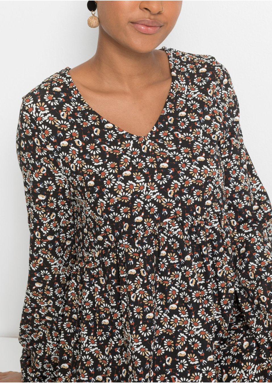 T-shirt blouse