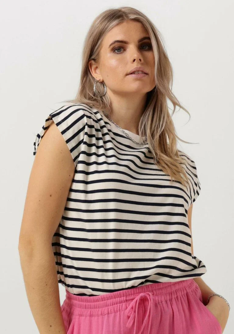 CIRCLE OF TRUST blauwe circle of trust t-shirt ginny tee