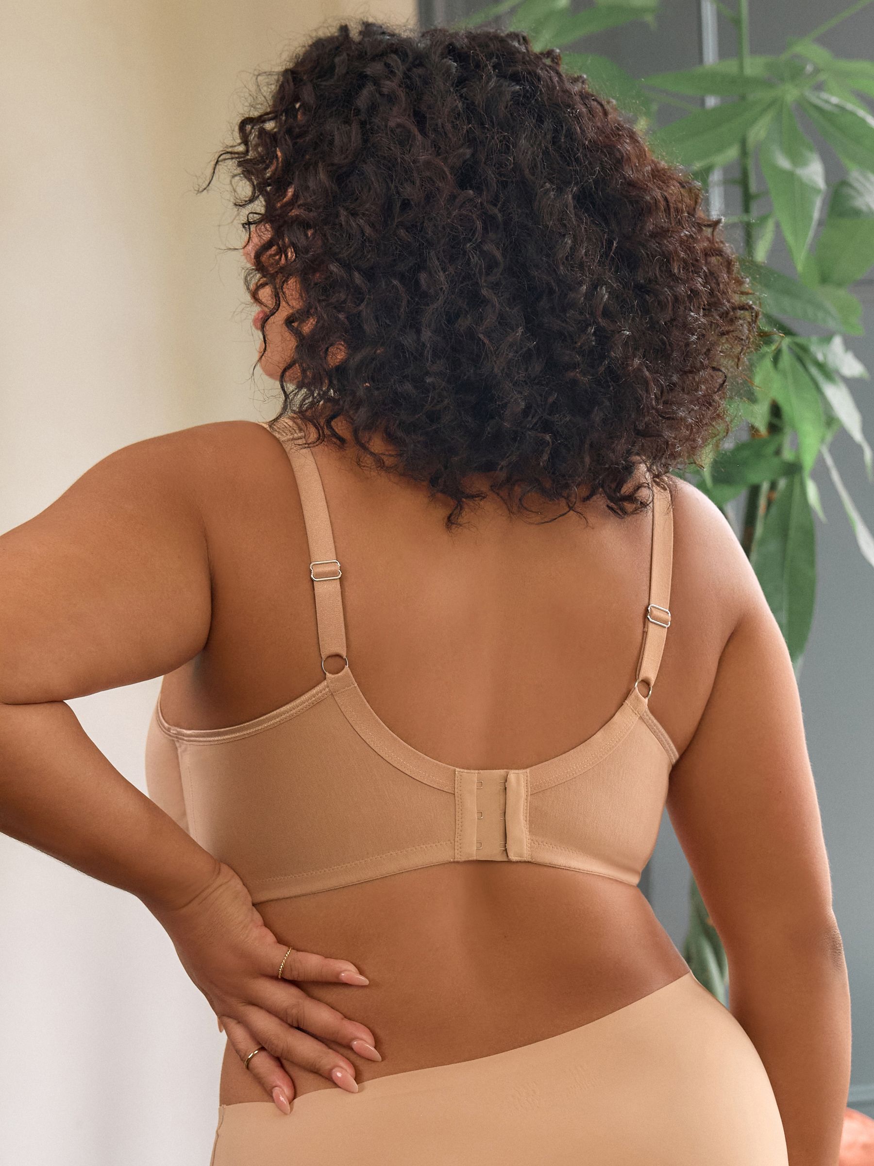Praline nude - F-K katoenen minimiser beha met gewatteerde bandjes voor ultieme ondersteuning