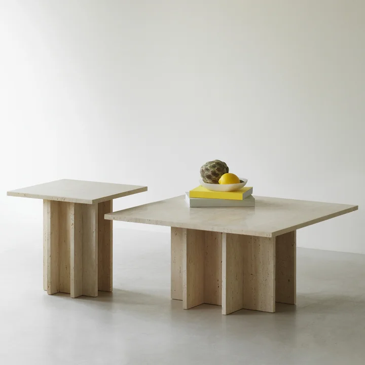 Normann Copenhagen - Edge Couchtisch, large, travertine