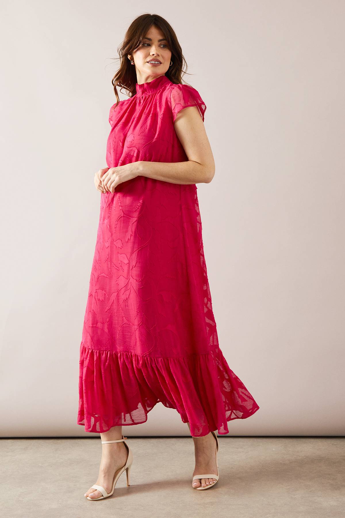 Wallis Robe Swing Mi-Longue à Ourlet Tombant en Jacquard Fleuri
