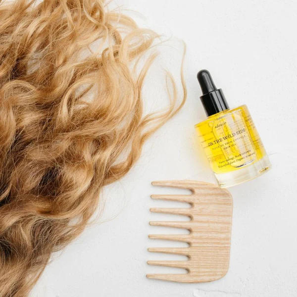 On The Wild Side Coffret Shiny Hair - Huile de Soin cheveux et Peigne en bois 50 ml
