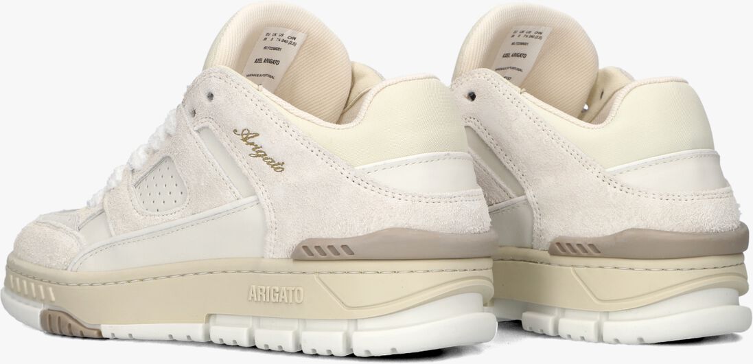 beige axel arigato lage sneakers area lo fluffy sneaker